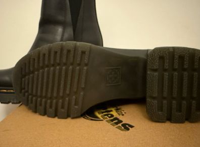 Brand new Dr. Martens Spence Boots