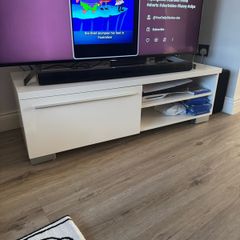 Tv table