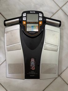TANITA Segmental Body Fat Scales (BC-545N)