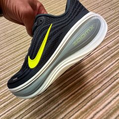 Nike vomero plus run
