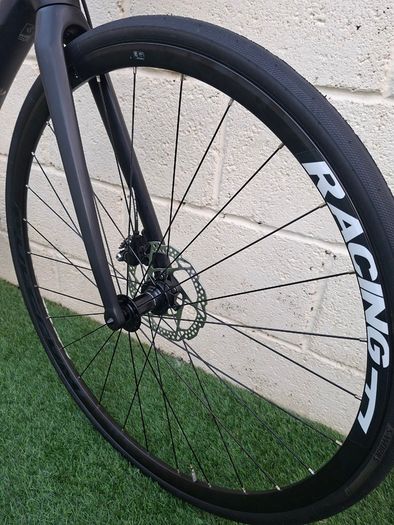 Cube Attain Carbon Road Bike Size Large (56)