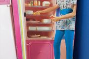 New Sindy vintage unopened Fridge freezer and toy food