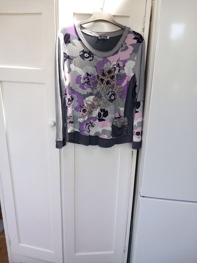 Vango Paris Long Sleeve Top Unused