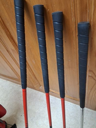 Golf Clubs Golf Set For 6 To 8 Year Old Kids.