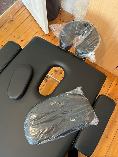 Massage Table/ Eyelash Starter Kit