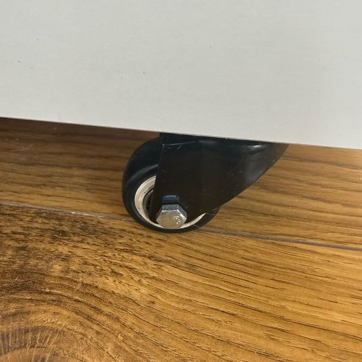 2 Cabinets & Countertop