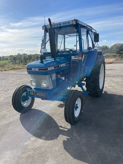 Ford 4610 with 40K box