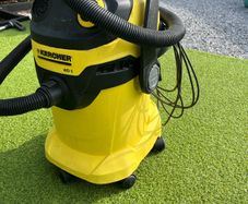 vacuum karcher WET & DRY
