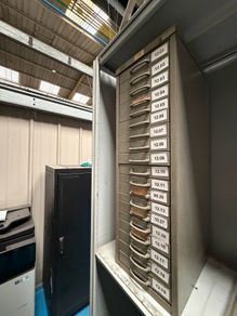 Steel storage drawer cabinet