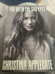 Book Christina Applegate