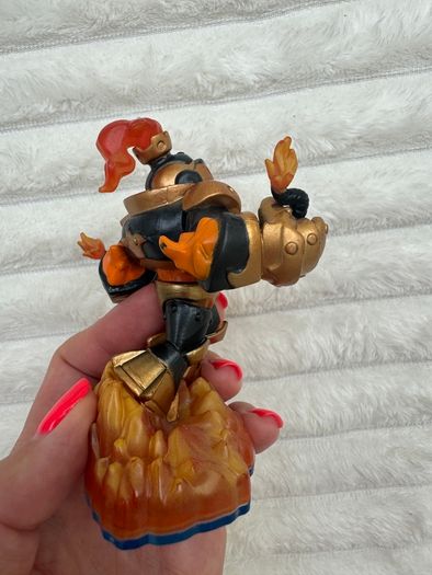 Skylanders Blast Zone Swap Force Magnetic Figure Activision Used Please look at the pictures