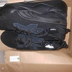 puma trainers size 9 and a half