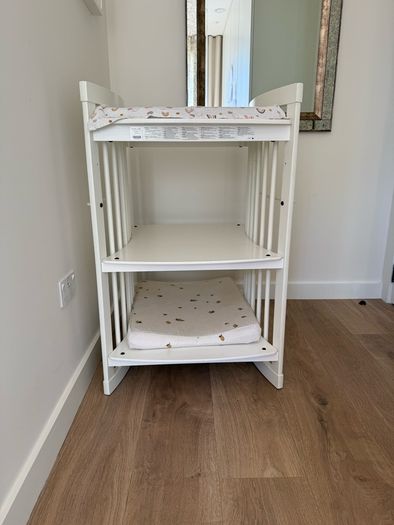 stokke changing table