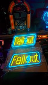 Fallout retro style neon wall light