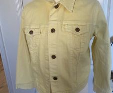 Ladies Denim Jacket in a beautiful Butercup Colour from H&M..Size would fit 12/14