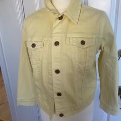 Ladies Denim Jacket in a beautiful Butercup Colour from H&M..Size would fit 12/14