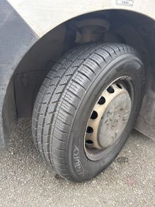 Van tyres off Renault Master 225/65 R16C without rims
