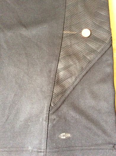 All Blacks Jersey.  Official New Zealand All Blacks Mens Home Jersey. Authentic Original Adidas No Sponsor Jersey From Year 2007..Not A Modern Day Remake.