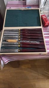 8PCS + 1 Free HSS Red Lathe Chisel Set for Wood Turning Root Furniture Carving Knife 6.89" Blade 16.14" Chisel With Tool Box