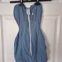 Love To Dream baby swaddle 2.5 tog small (3.5 to 6 kg)