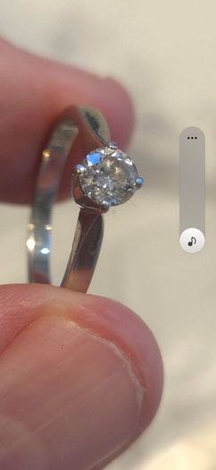 Platinum 4 Claw Diamond Ring