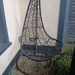 Hanging chair
