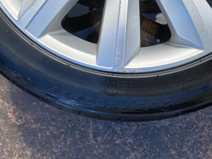2014 VOLKSWAGEN PASSAT alloys wheels & Tyres