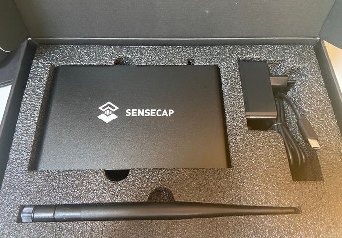 Sensecap m1 EU miner