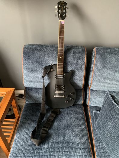 Jack & Danny Electric guitar with case