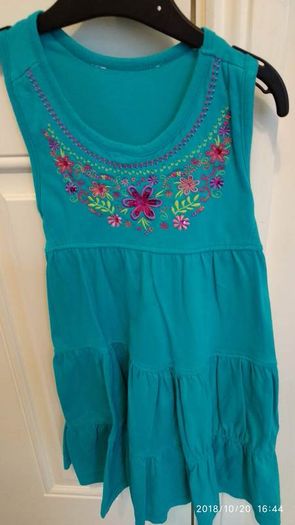 Girls clothes