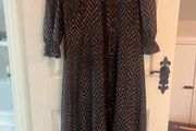 NEW Savida Dress - Size Medium