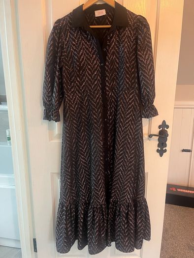 NEW Savida Dress - Size Medium