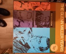 Vynil. Glen Miller  Boxset  7 Vynil  Records Inside