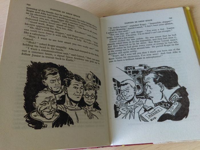 Tom Corbett Danger in Deep Space ! 1953 ! by Carey Rockwell, Illustrations by Louis Glanzman !