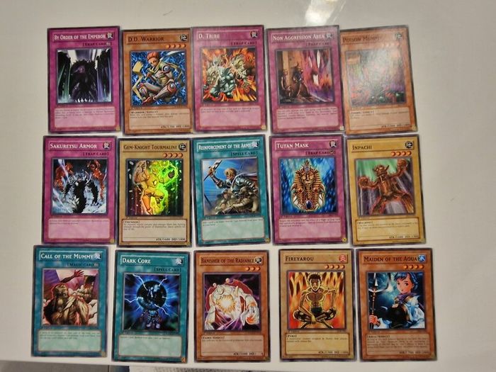 1st edition yu gi oh vintage cards 186 total  inc 66 1st editions.
