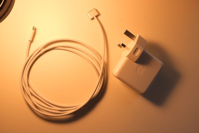 New Genuine Apple 70W Power Adapter and 2 MetreUSB-C to MagSafe 3 Cable (A2743)