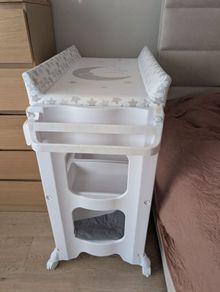 Baby changing Table