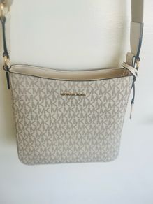 Michael Kors Jet Set Travel Messenger Crossbody