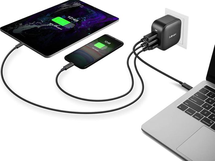 MINIX 66W Turbo 3-Port GaN Wall Charger 2 x USB-C Fast Charging Adapter, 1 x USB-A Quick Charge 3.0, Compatible with Laptop, iPad Pro, iPhone 14 Pro,Max XR XS X SE2 and More (NEO P1) - Boxed!