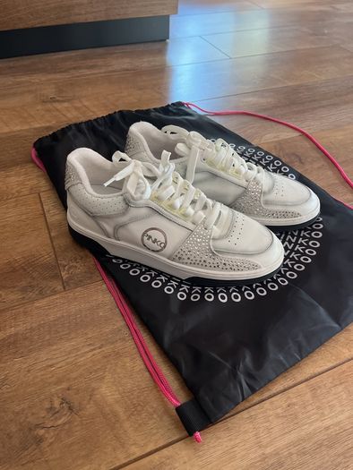 Pinko sneakers with gems