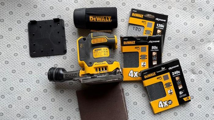 DeWalt 18V Orbital Sander