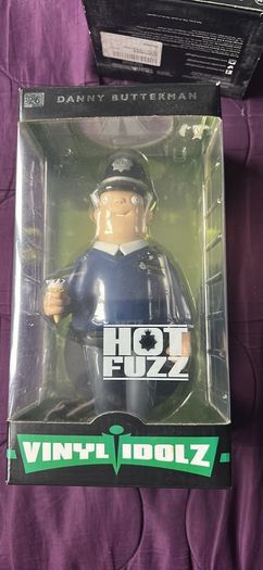 Vinyl Idolz Hot Fuzz