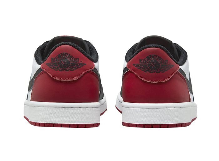 Air Jordan 1 Low OG Black Toe