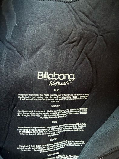 Billabong Wetsuit Bundle Size M. New Wetsuit with Tag + Gloves, Bags, Hood & Neoprene Socks