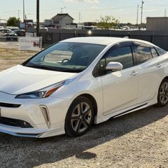 Selling my Toyota Prius 2022