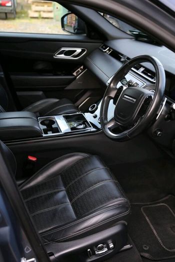 201 range rover velar HSE  R-Dynamic