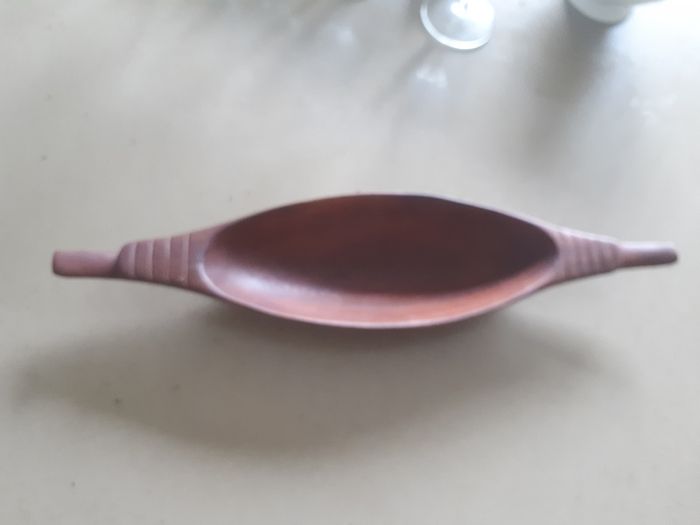 Lovely wooden food serving tray / dish