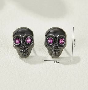 Rhinestone Detail Skull Design Stud Earrings