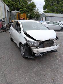 Breaking Toyota vitz 2014 petrol