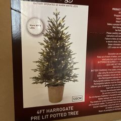 Pre lit 4ft Xmas tree from the Range